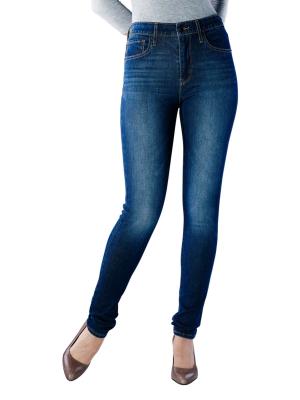 Levi‘s 721 High Rise Skinny Jeans up for grabs 