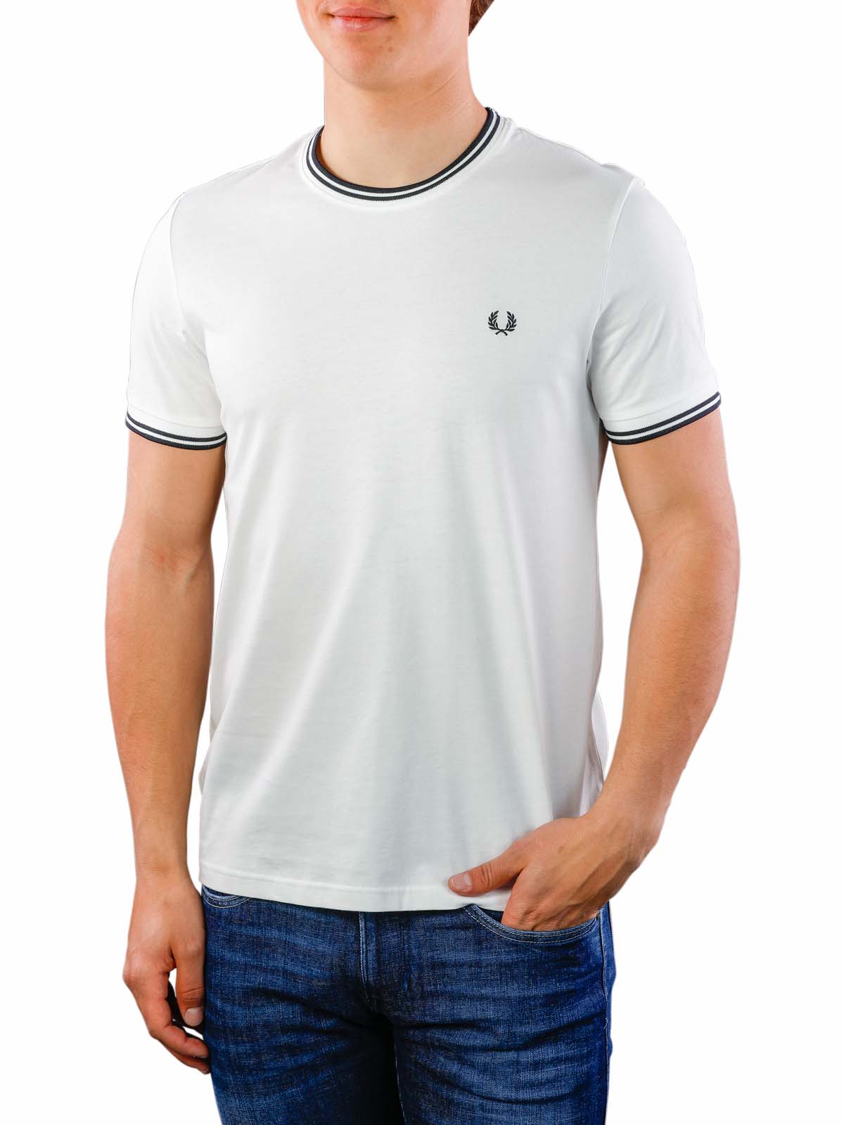 fred perry snow white